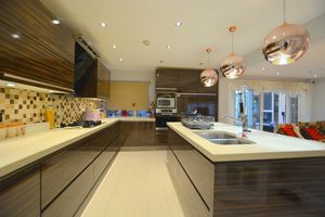 Photo 17- click for photo gallery